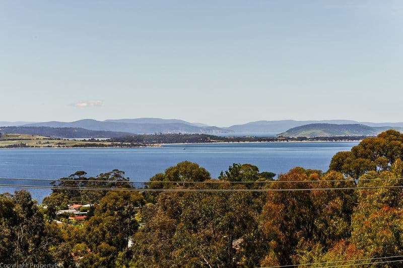 60A Jindabyne Road, KINGSTON BEACH TAS 7050, Kingston Beach - Thumbnail 3