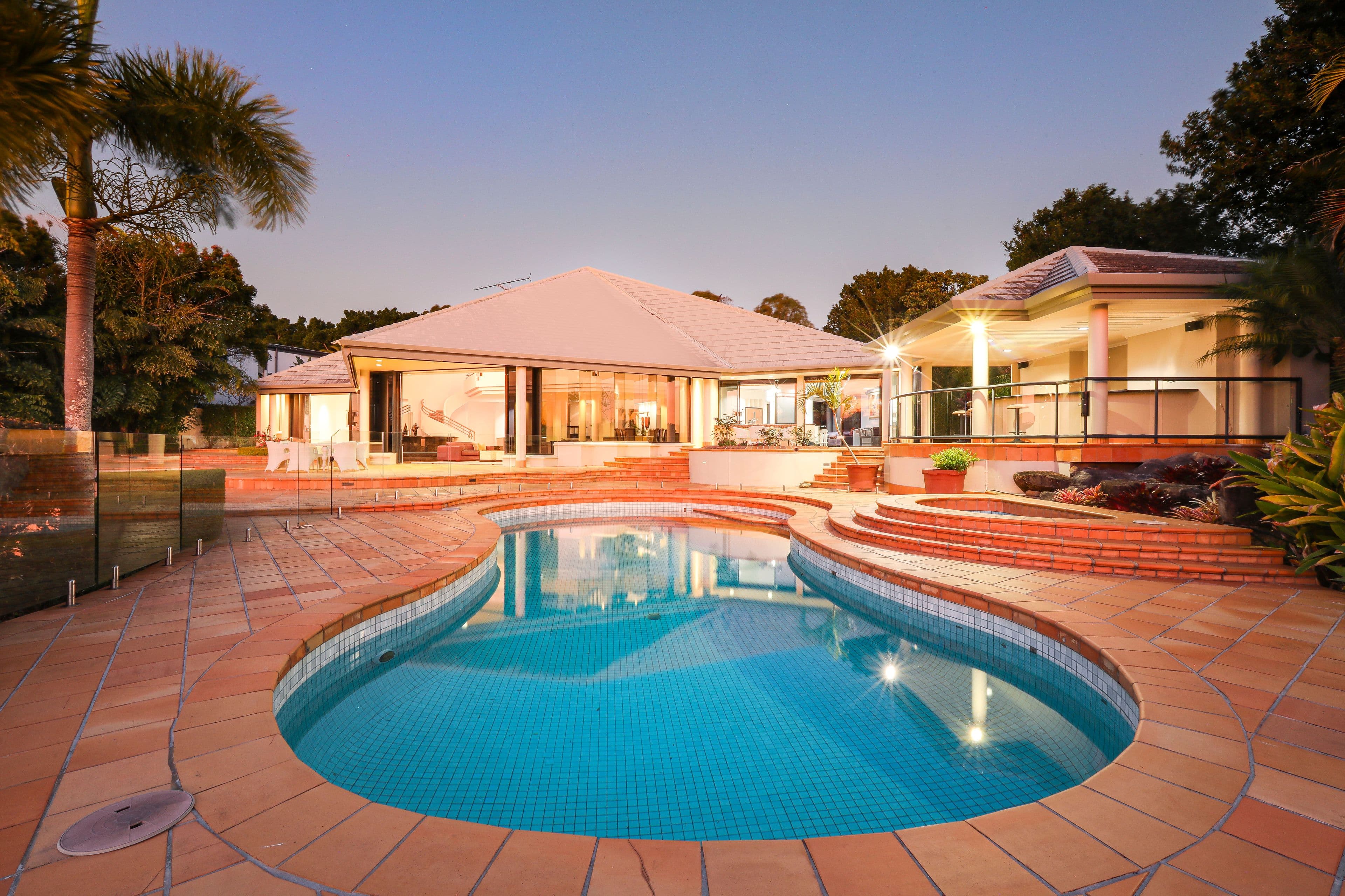 300 Monaco Street, Broadbeach Waters QLD 4218, Broadbeach Waters - Thumbnail 3
