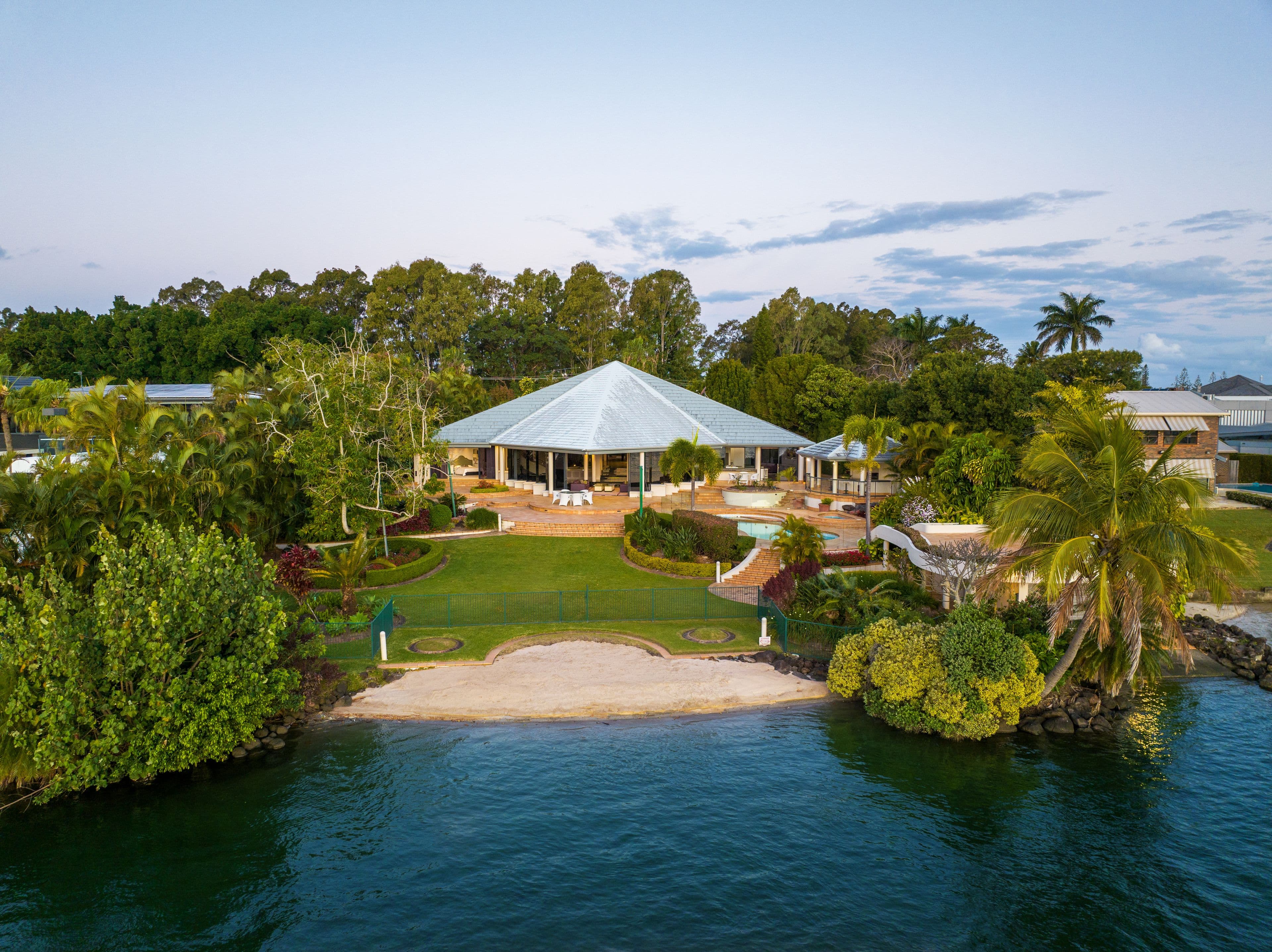 300 Monaco Street, Broadbeach Waters QLD 4218, Broadbeach Waters - Thumbnail 4