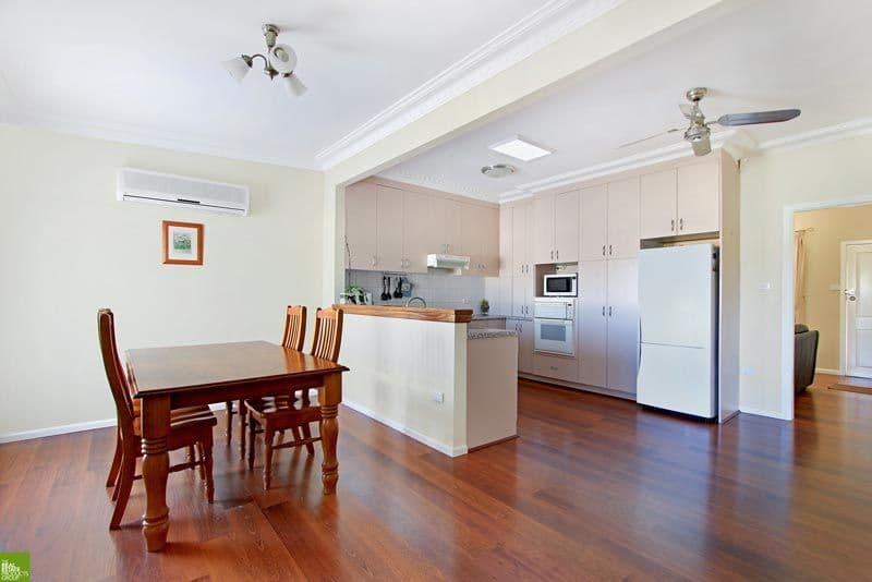 33 Gloucester Crescent, DAPTO NSW 2530, Dapto - Thumbnail 2