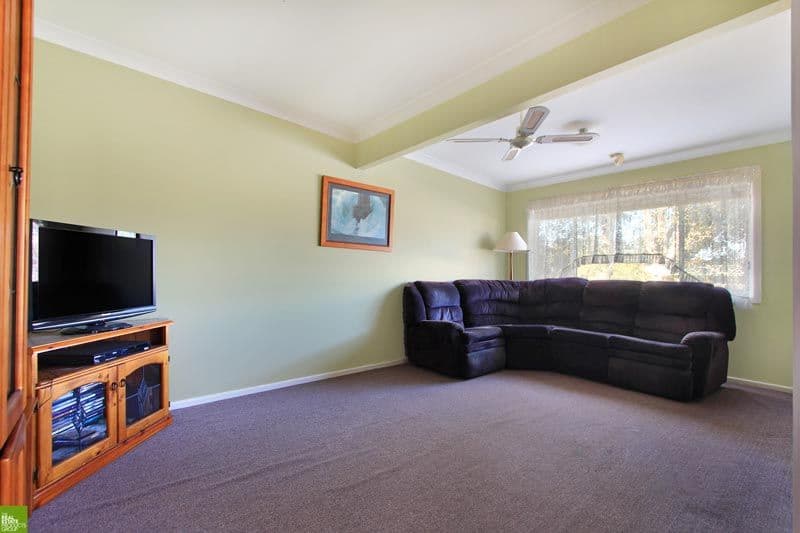 33 Gloucester Crescent, DAPTO NSW 2530, Dapto - Thumbnail 3