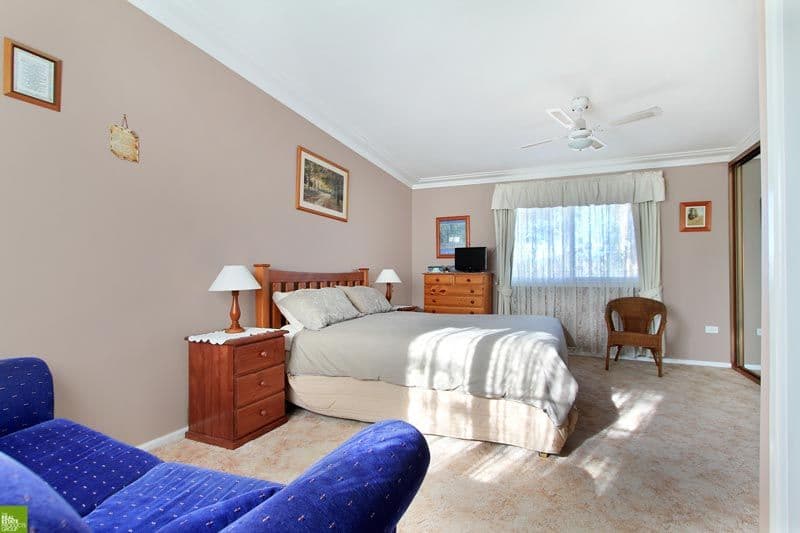 33 Gloucester Crescent, DAPTO NSW 2530, Dapto - Thumbnail 4