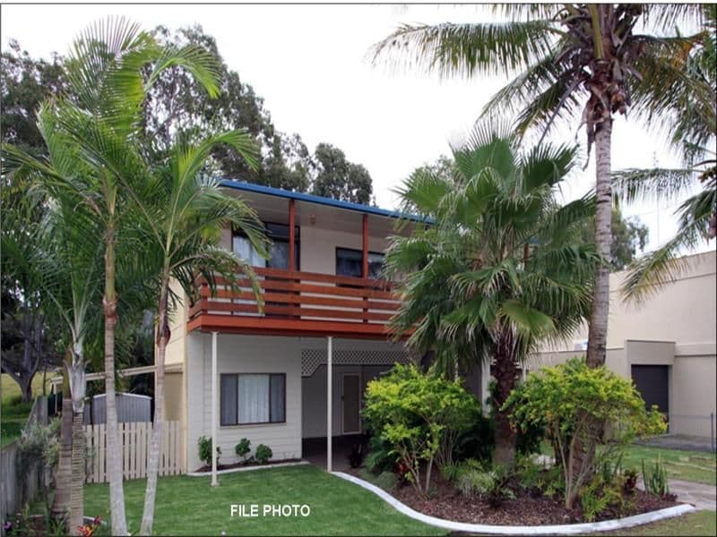 661 Charlton Esplanade, URANGAN QLD 4655, Urangan - Image 1