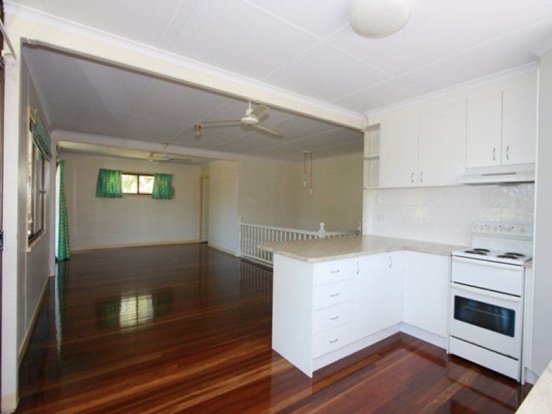 661 Charlton Esplanade, URANGAN QLD 4655, Urangan - Thumbnail 6