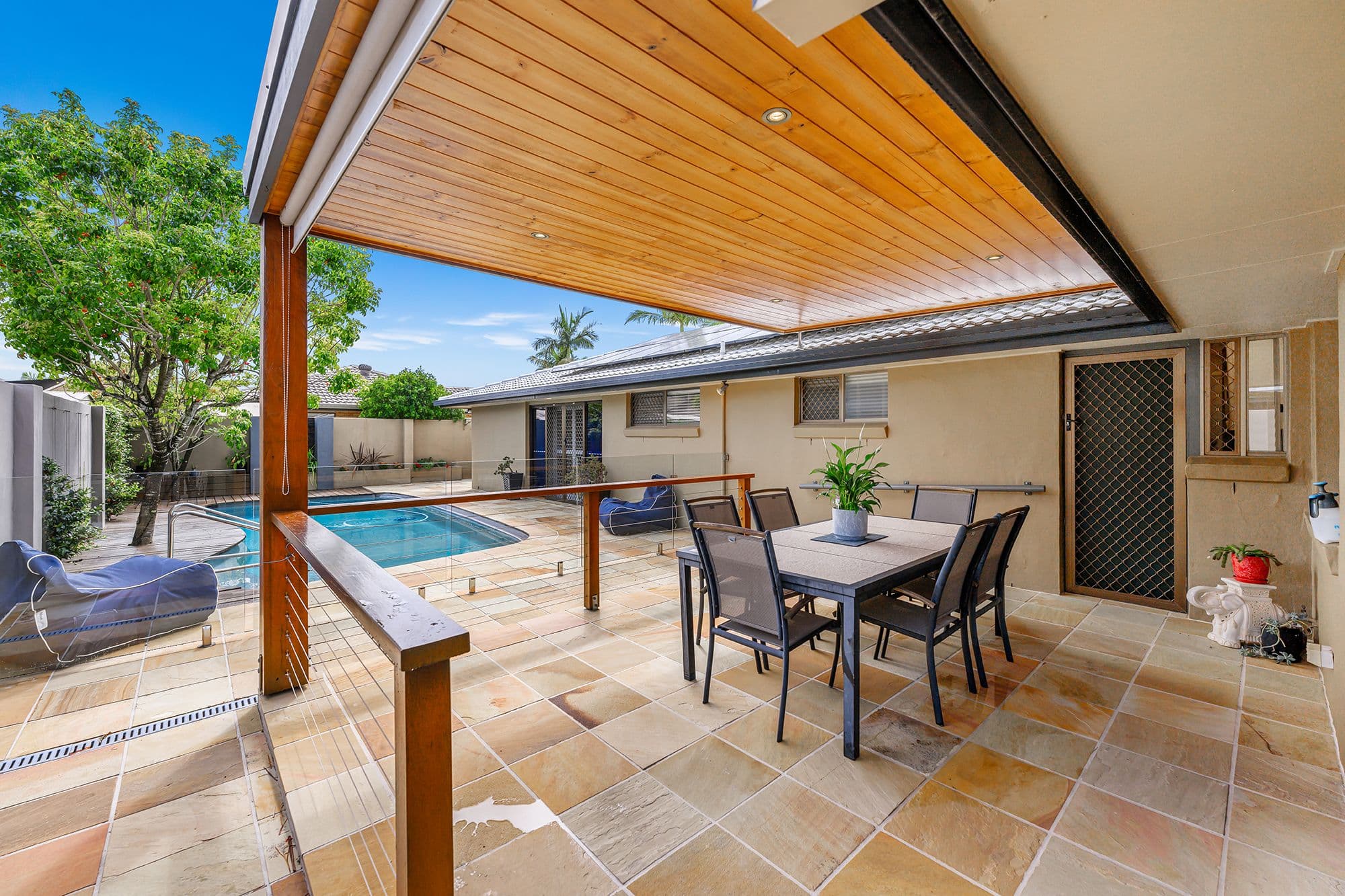 32 Karema Crescent, Runaway Bay QLD 4216, Runaway Bay - Thumbnail 5