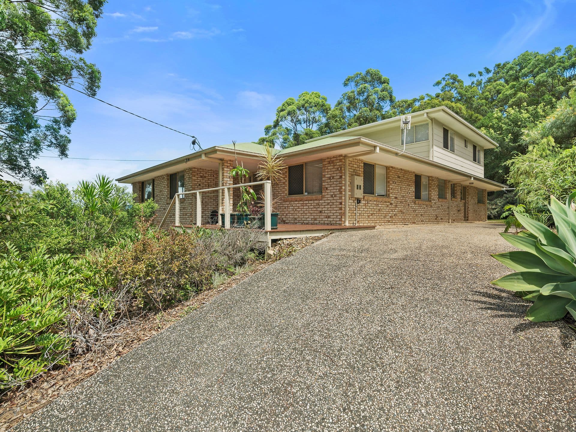 34 Raleigh Terrace, Currumbin Waters QLD 4223, Currumbin Waters - Thumbnail 3