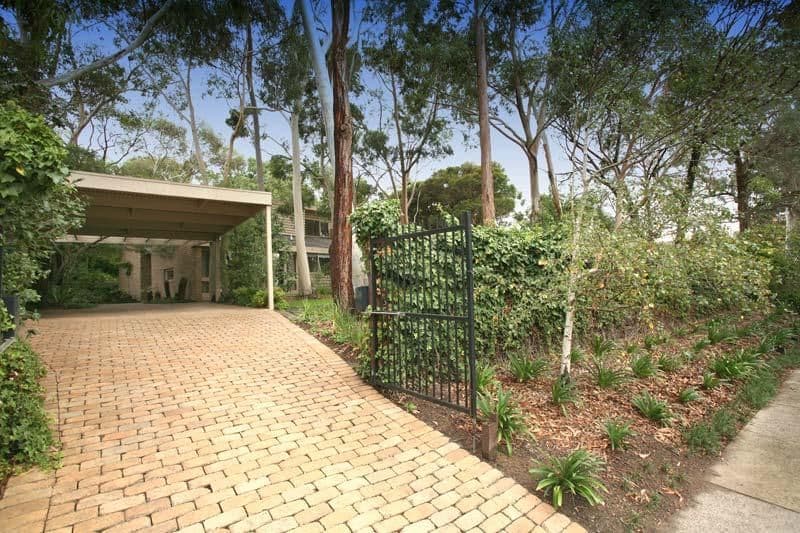 11 Sunnybrook Drive, WHEELERS HILL VIC 3150, Wheelers Hill - Image 1