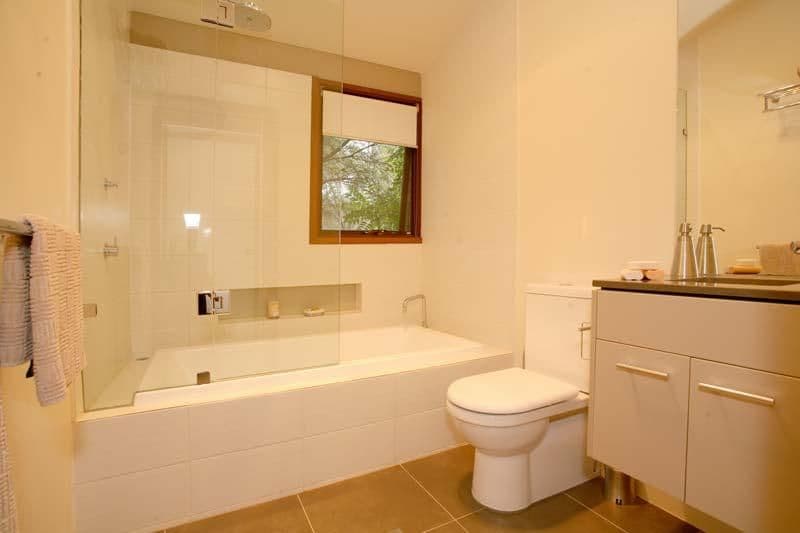 11 Sunnybrook Drive, WHEELERS HILL VIC 3150, Wheelers Hill - Thumbnail 8
