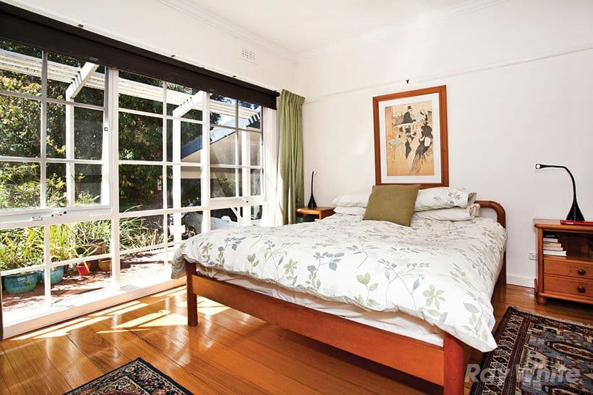 13 Inverell Avenue, MOUNT WAVERLEY VIC 3149, Mount Waverley - Thumbnail 4