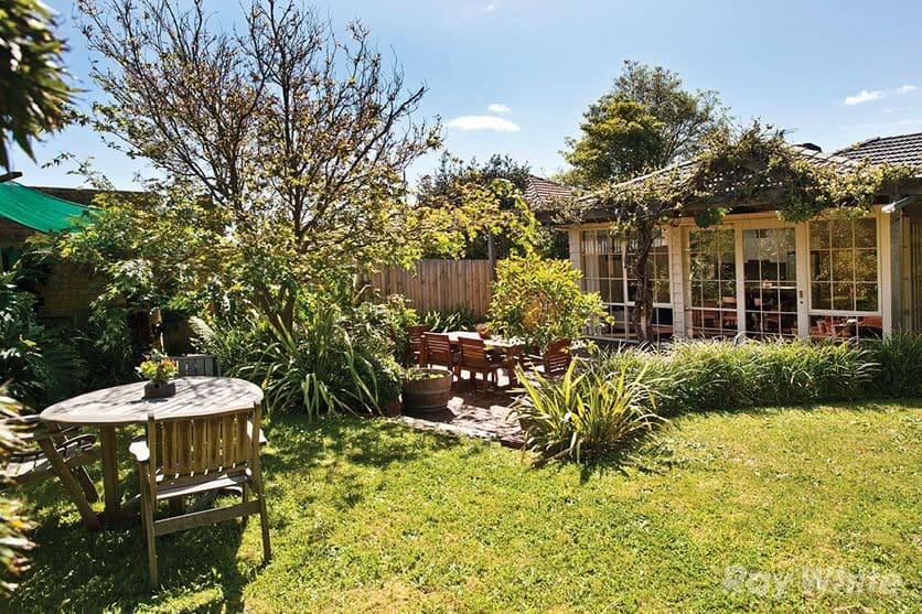 13 Inverell Avenue, MOUNT WAVERLEY VIC 3149, Mount Waverley - Thumbnail 7