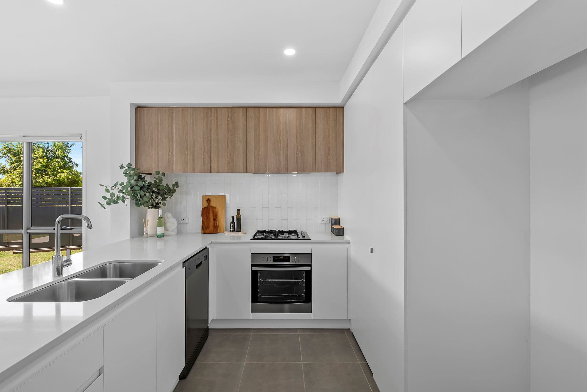 72 McConnell Esplanade, Strathpine QLD 4500, Strathpine - Thumbnail 8