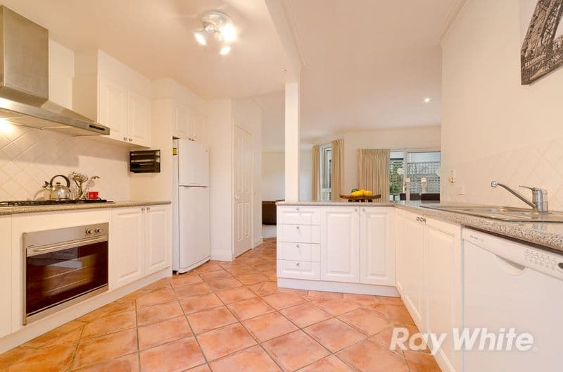 73 Hampden Street, Mornington VIC 3931, Mornington - Thumbnail 7