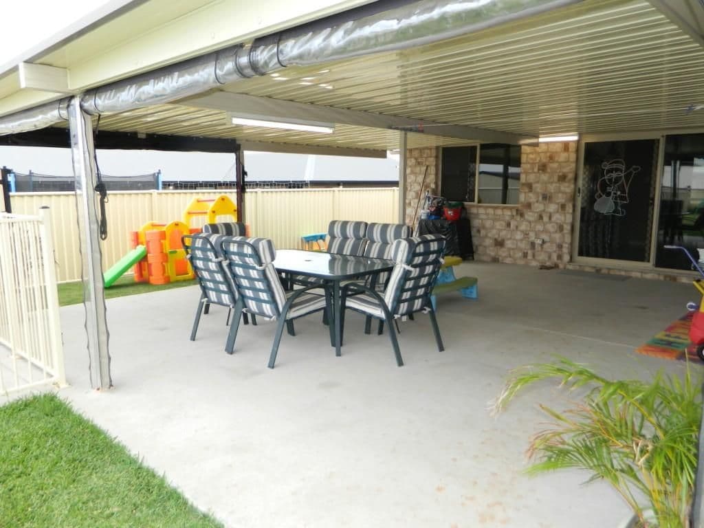 7 Darryl Crescent, KINGAROY QLD 4610, Kingaroy - Thumbnail 2