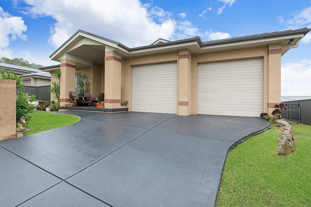 4 Greystone Close, Fennell Bay NSW 2283, Fennell Bay - Image 1