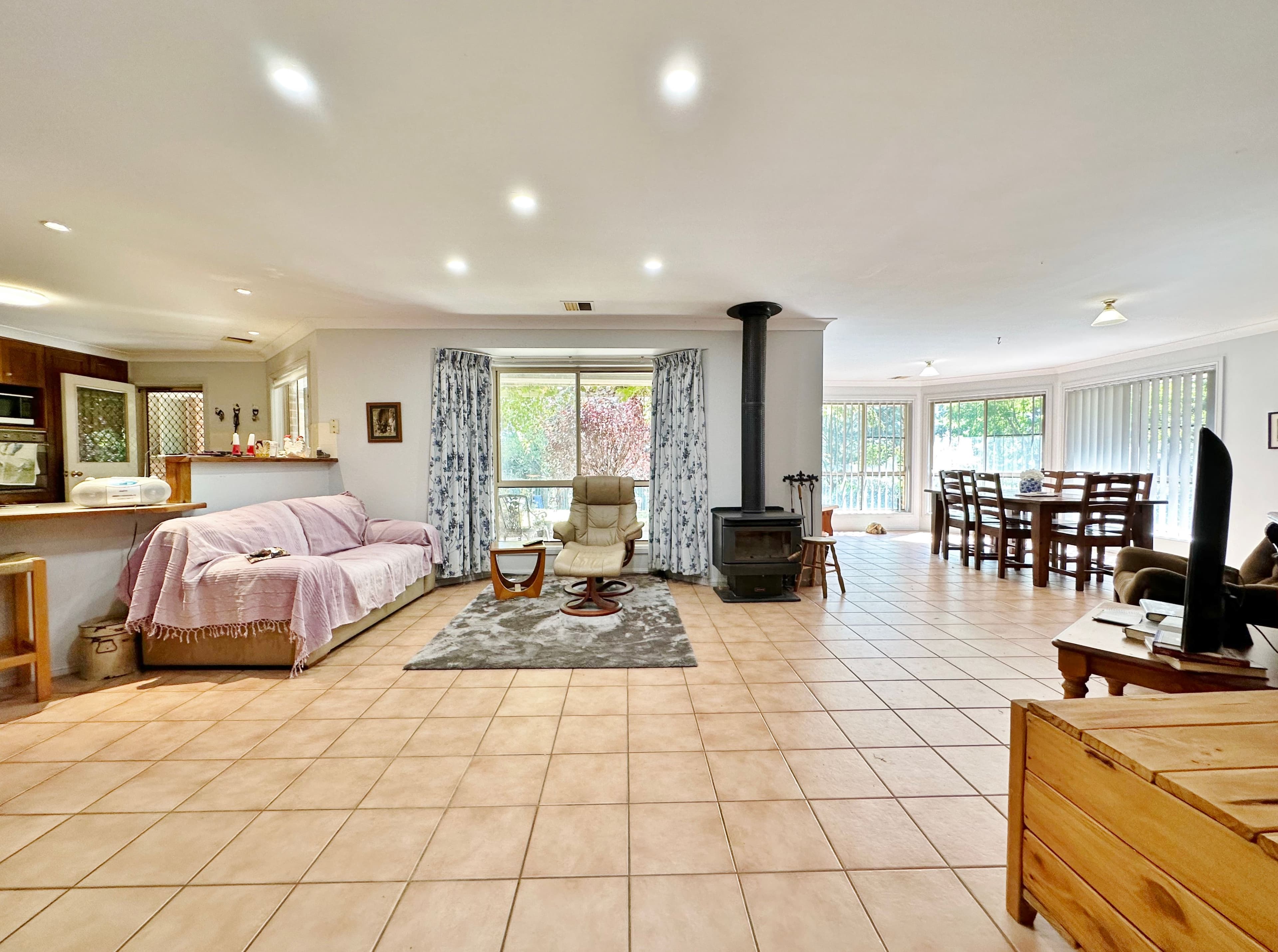 109 Willawong Street, Young NSW 2594, Young - Thumbnail 6