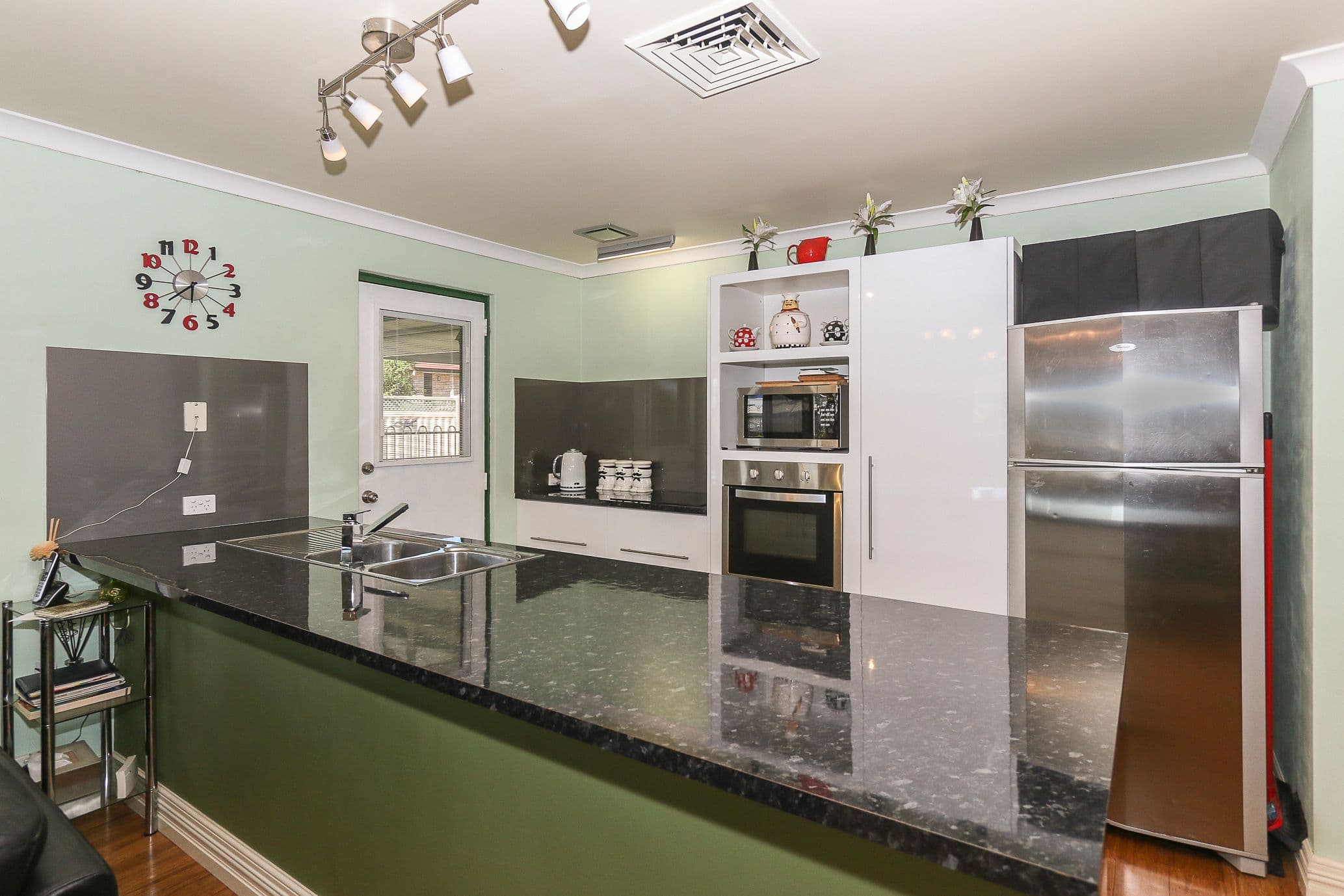 1 Nyjong Street, Kenwick WA 6107, Kenwick - Thumbnail 4
