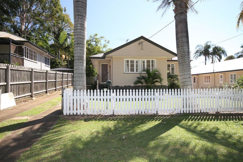 36 Oakfield Street, Mount Gravatt East QLD 4122, Mount Gravatt East - Image 1