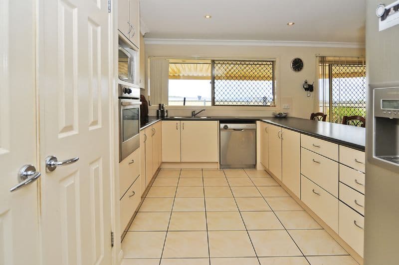 4 Tambo Court, COLLINGWOOD PARK QLD 4301, Collingwood Park - Thumbnail 5