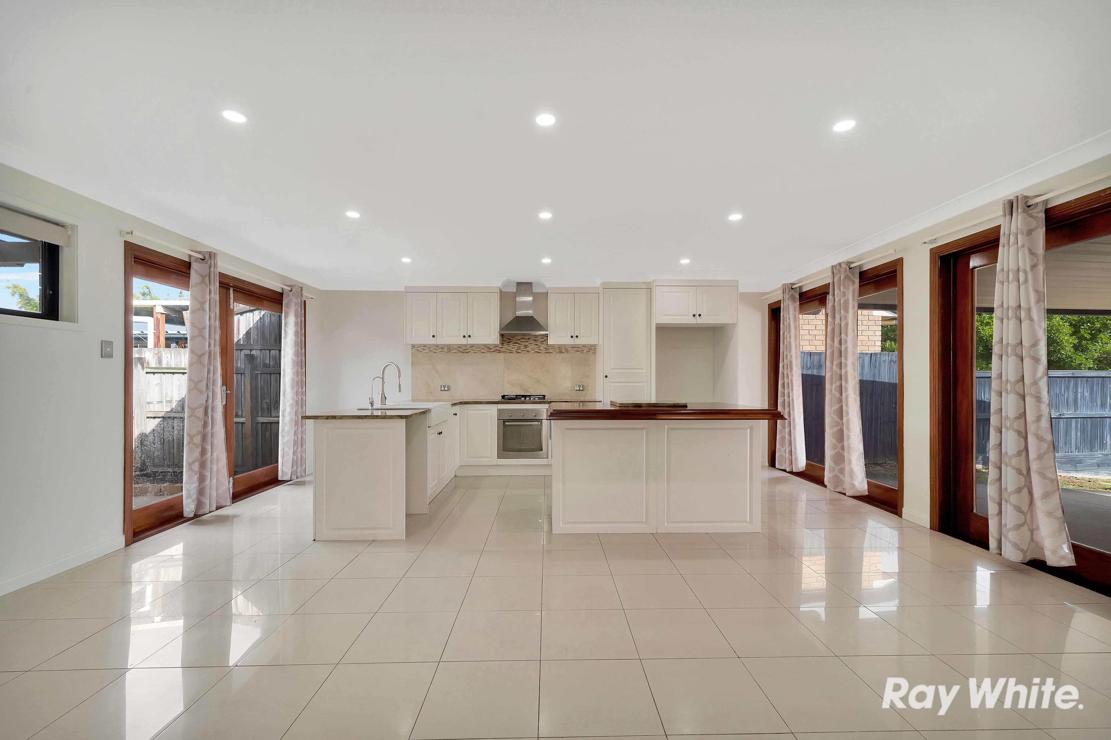 4 Felix Court, Crestmead QLD 4132, Crestmead - Thumbnail 2