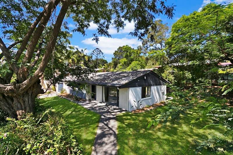 6 Stanfell Street, Corinda QLD 4075, Corinda - Thumbnail 2