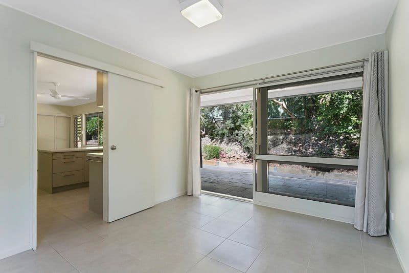6 Stanfell Street, Corinda QLD 4075, Corinda - Thumbnail 4