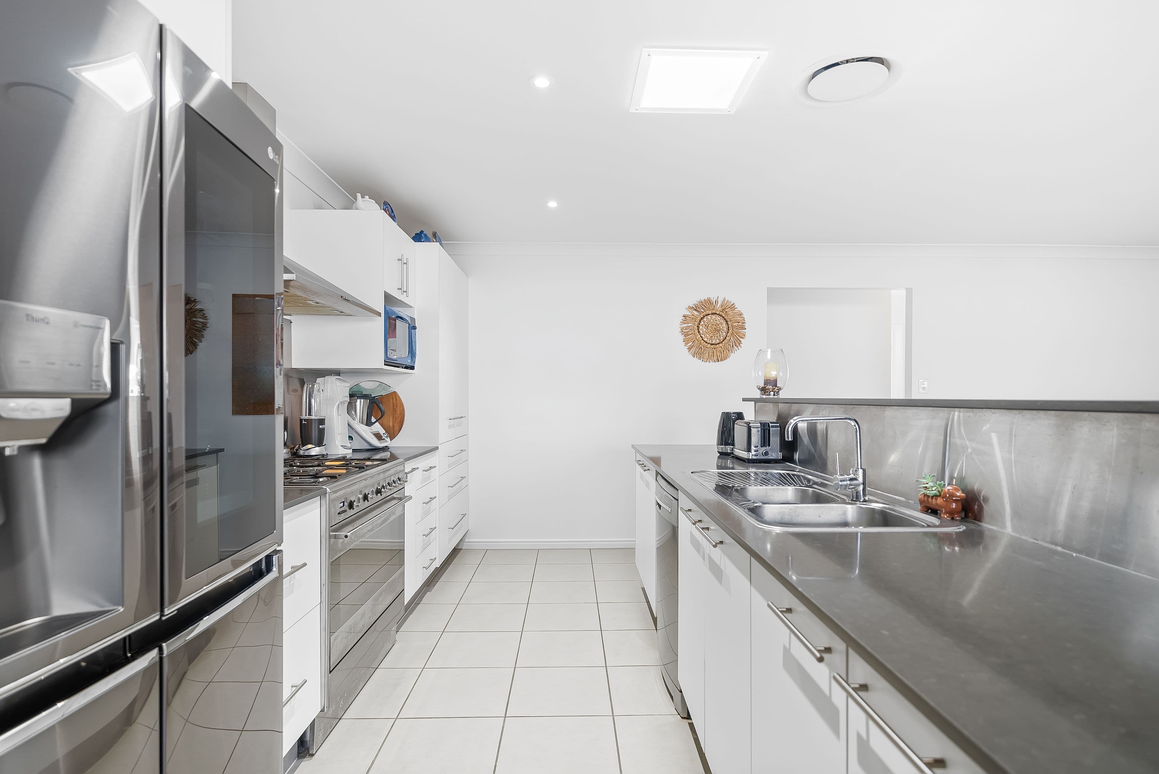 5 Carmen Court, Oxenford QLD 4210, Oxenford - Thumbnail 5