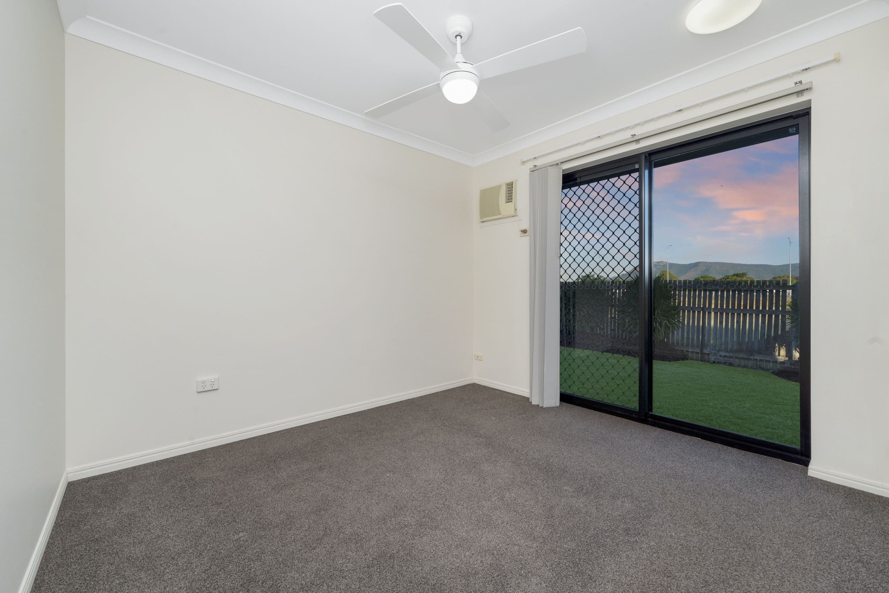 10 Bamboo Crescent, Mount Louisa QLD 4814, Mount Louisa - Thumbnail 7