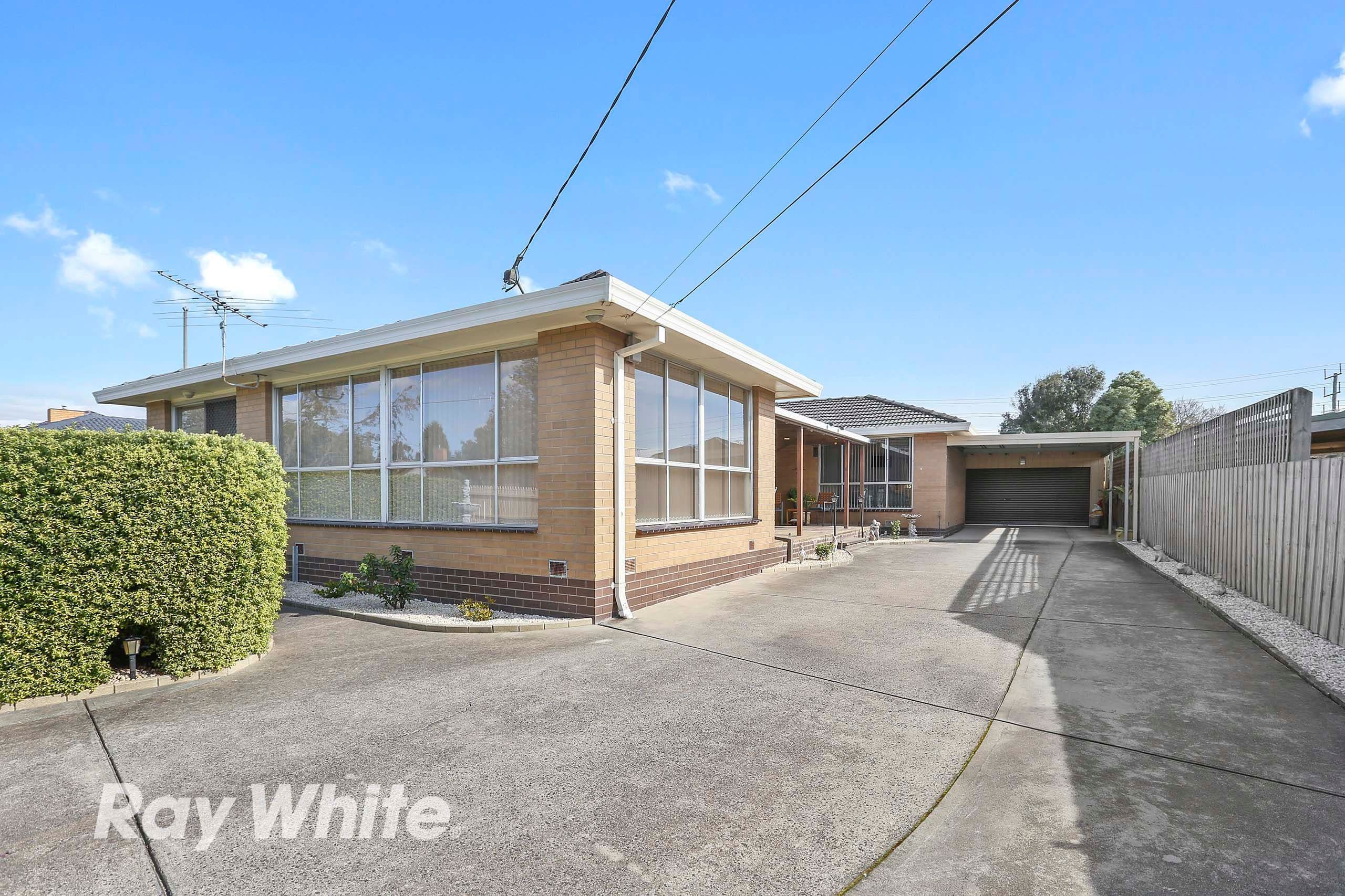19 Tahara Street, Hamlyn Heights VIC 3215, Hamlyn Heights - Image 1