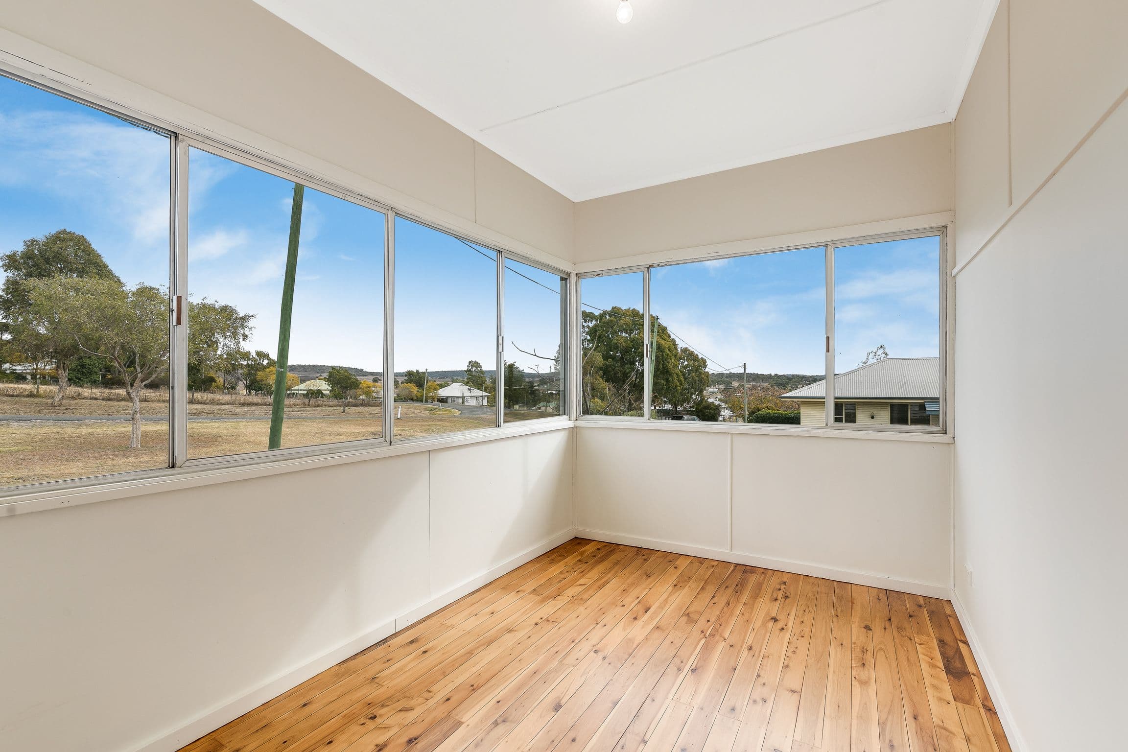 4 Campbell Street, Greenmount QLD 4359, Greenmount - Thumbnail 4