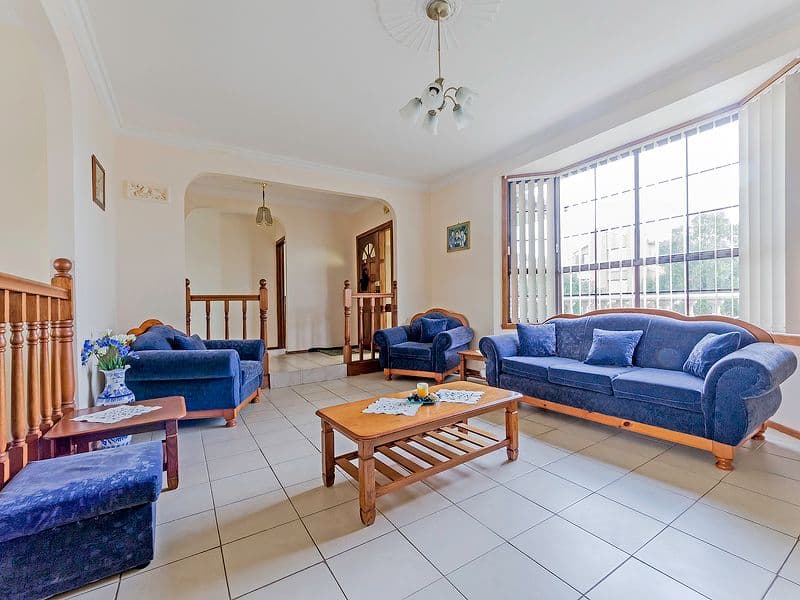 4 McNicol Close, Meadow Heights VIC 3048, Meadow Heights - Thumbnail 2