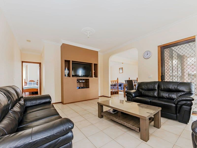 4 McNicol Close, Meadow Heights VIC 3048, Meadow Heights - Thumbnail 7
