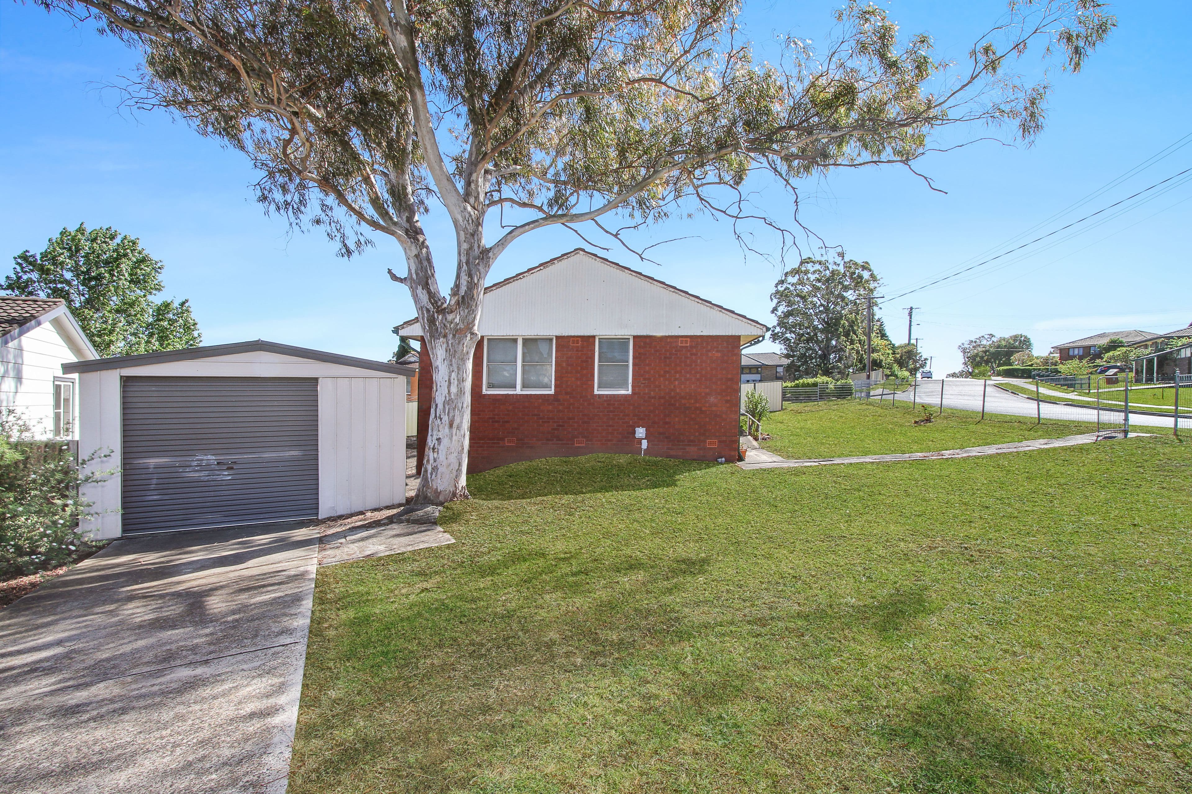 24 Galong Crescent, Koonawarra - Thumbnail 2
