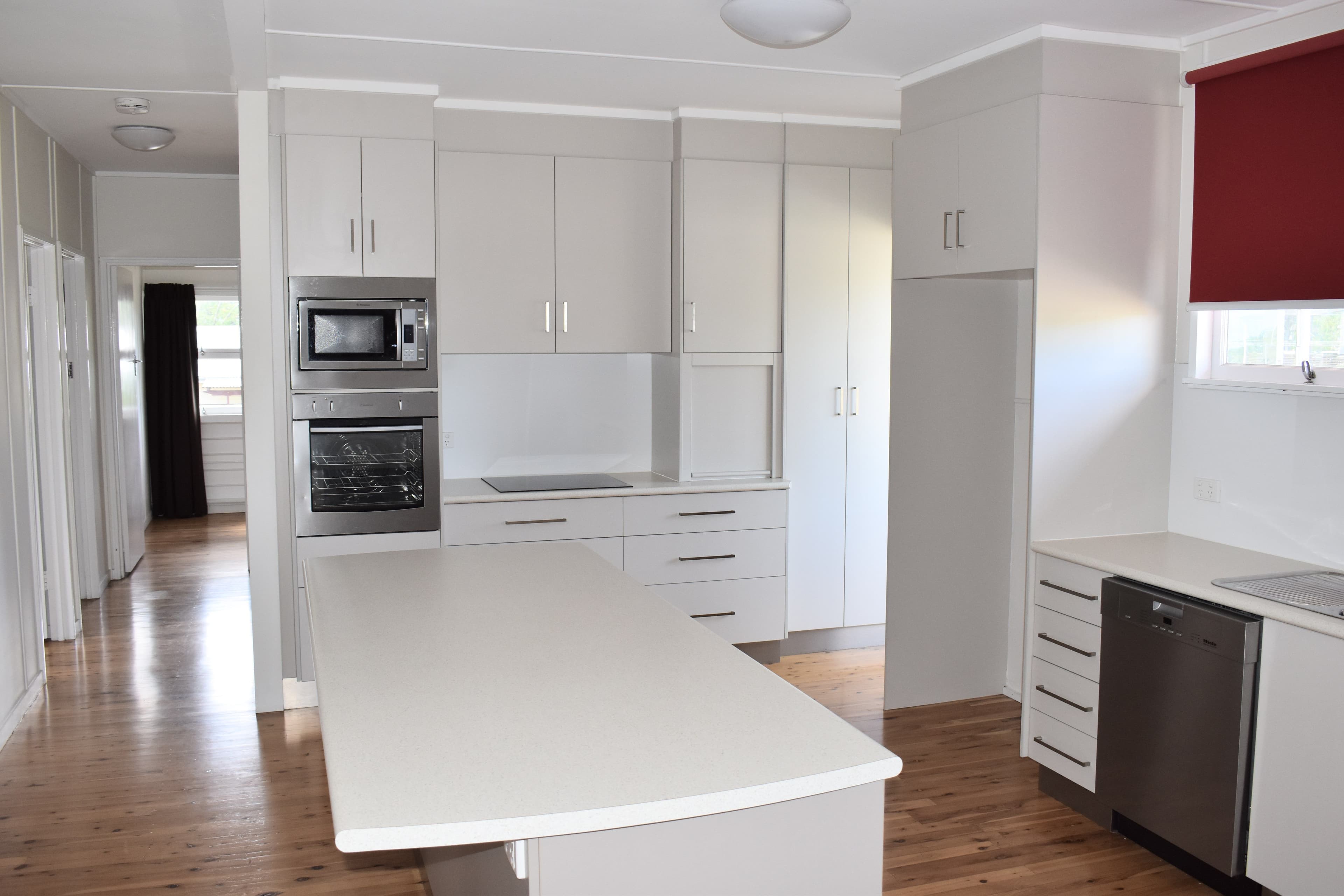 106 Hospital Road, Emerald QLD 4720, Emerald - Thumbnail 3