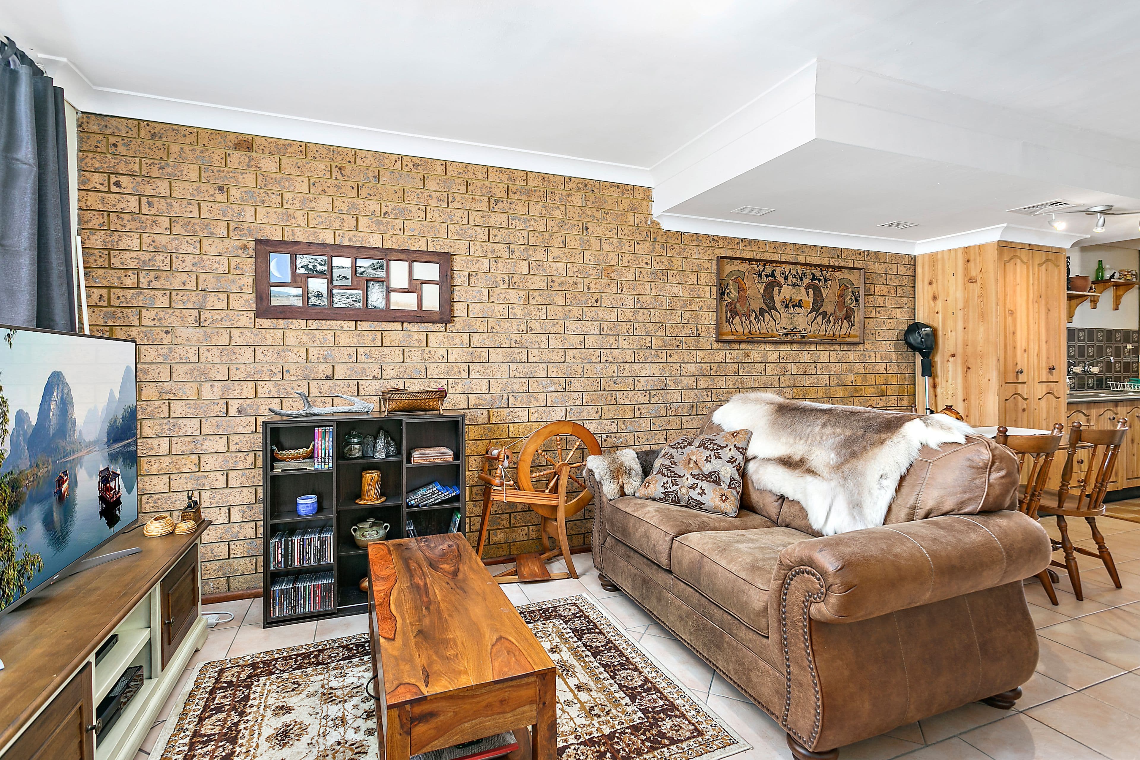 2 Blackbutt Way, Barrack Heights NSW 2528, Barrack Heights - Thumbnail 2