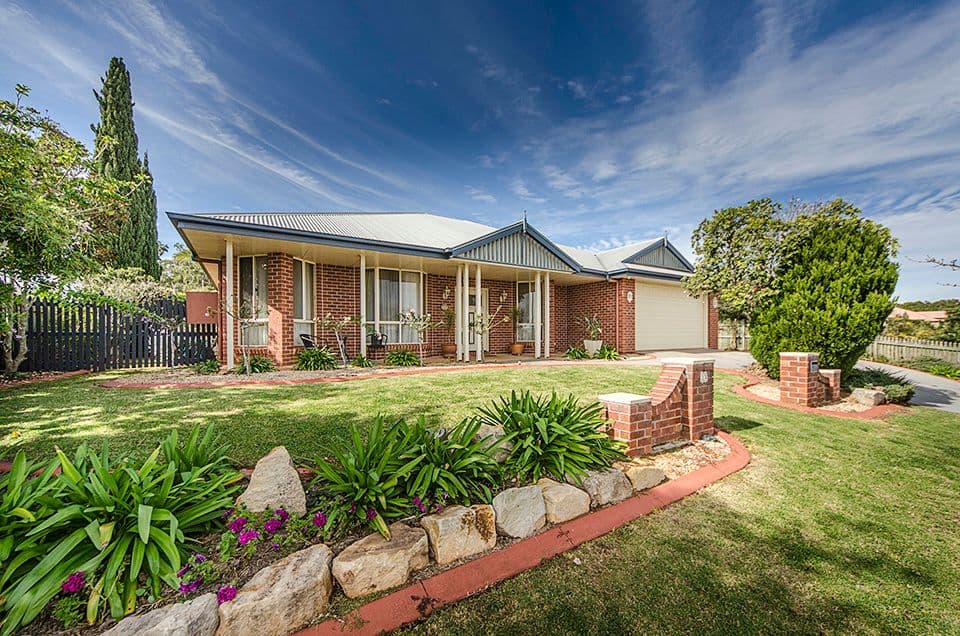 18 Banksdale Drive, Middle Ridge QLD 4350, Middle Ridge - Image 1