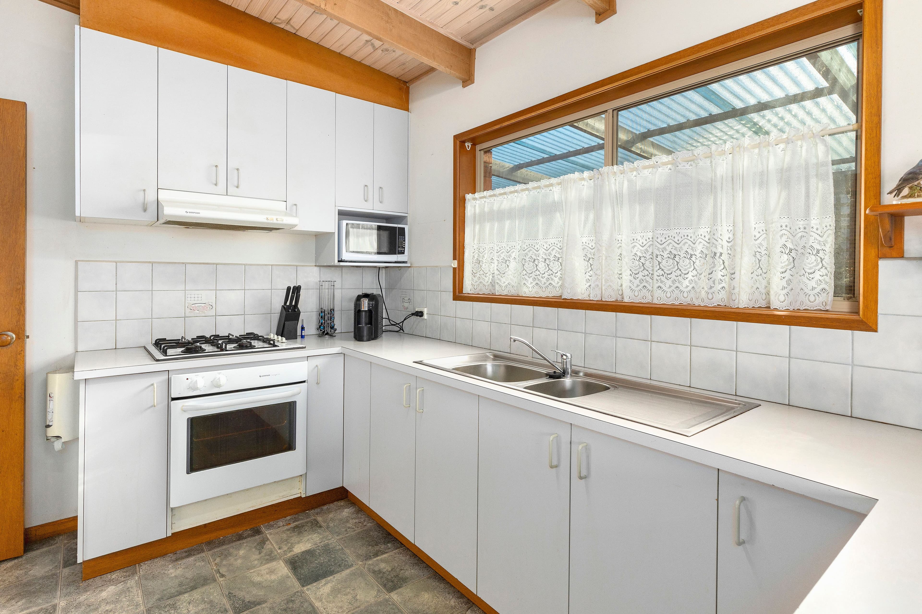 18 Besgrove Street, Rosebud VIC 3939, Rosebud - Thumbnail 2
