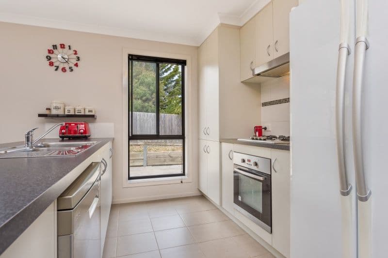 11 Vintage Court, Bannockburn VIC 3331, Bannockburn - Thumbnail 4