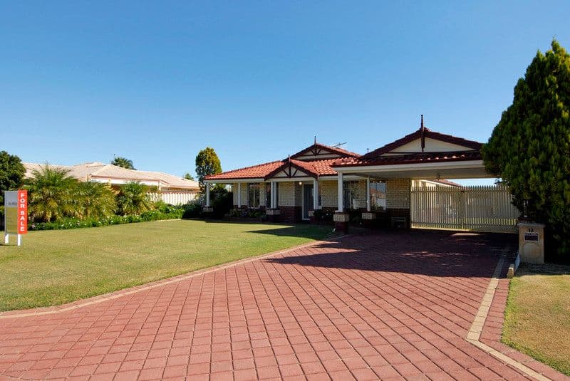 13 Broadbeach Place, WAIKIKI WA 6169, Waikiki - Image 1