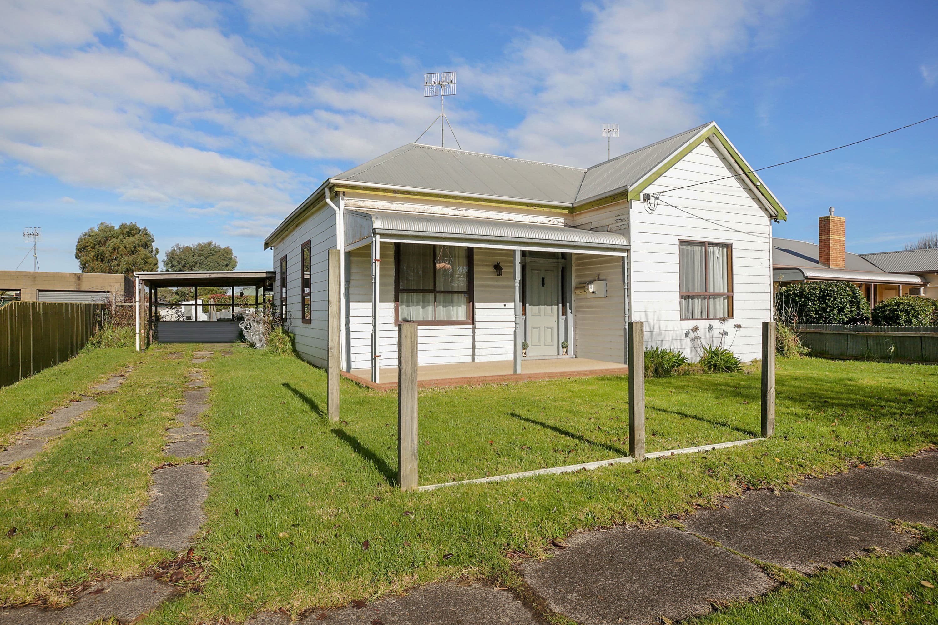 75 Parrott Street, Cobden VIC 3266, Cobden - Thumbnail 2