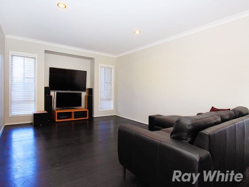7 Seeana Crescent, BRIDGEMAN DOWNS QLD 4035, Bridgeman Downs - Thumbnail 3