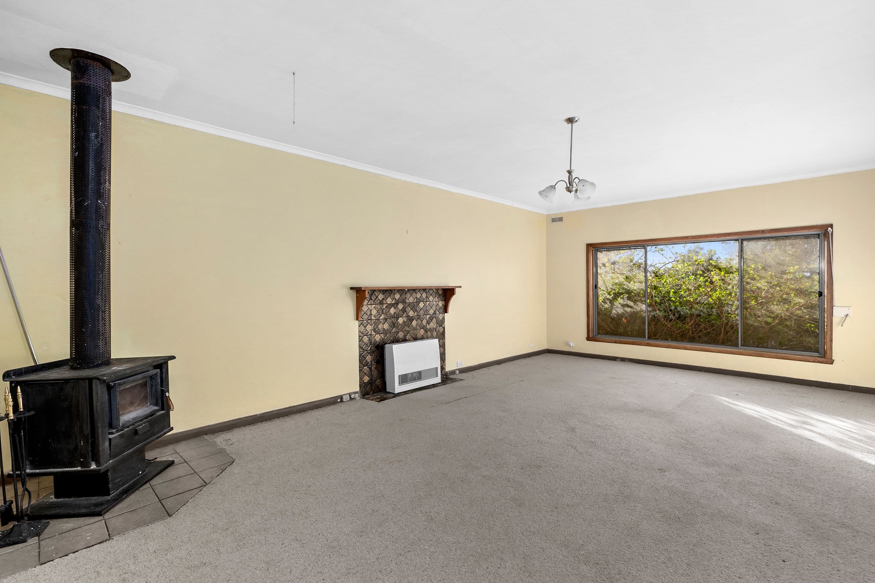 29 Churchill Avenue, Ararat VIC 3377, Ararat - Thumbnail 3