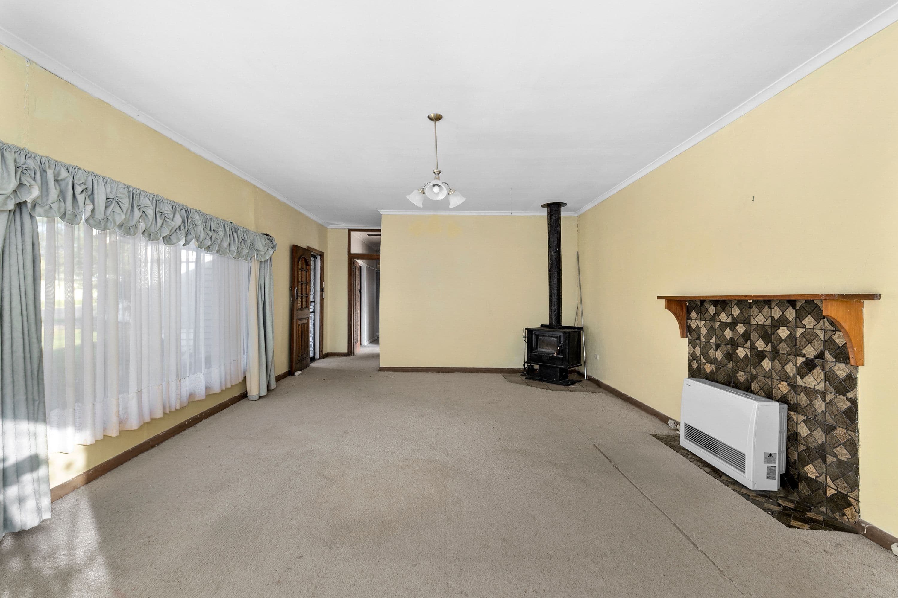 29 Churchill Avenue, Ararat VIC 3377, Ararat - Thumbnail 4