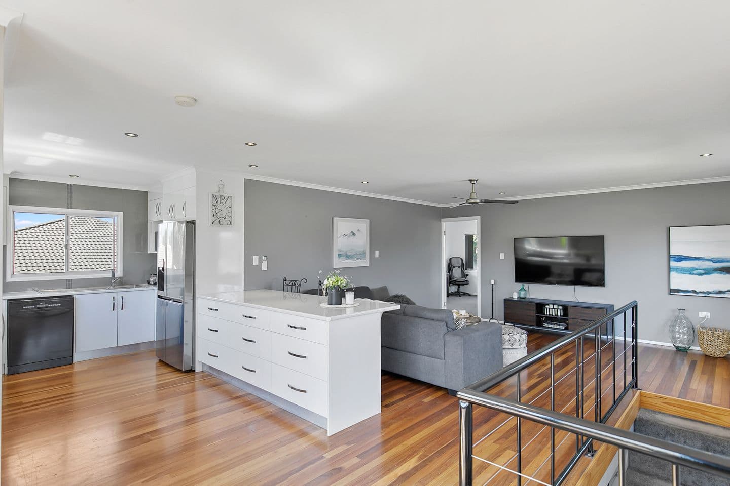 65 Long Street, Point Vernon QLD 4655, Point Vernon - Thumbnail 4