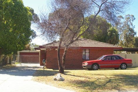 9 Bures Court, GIRRAWHEEN WA 6064, Girrawheen - Image 1