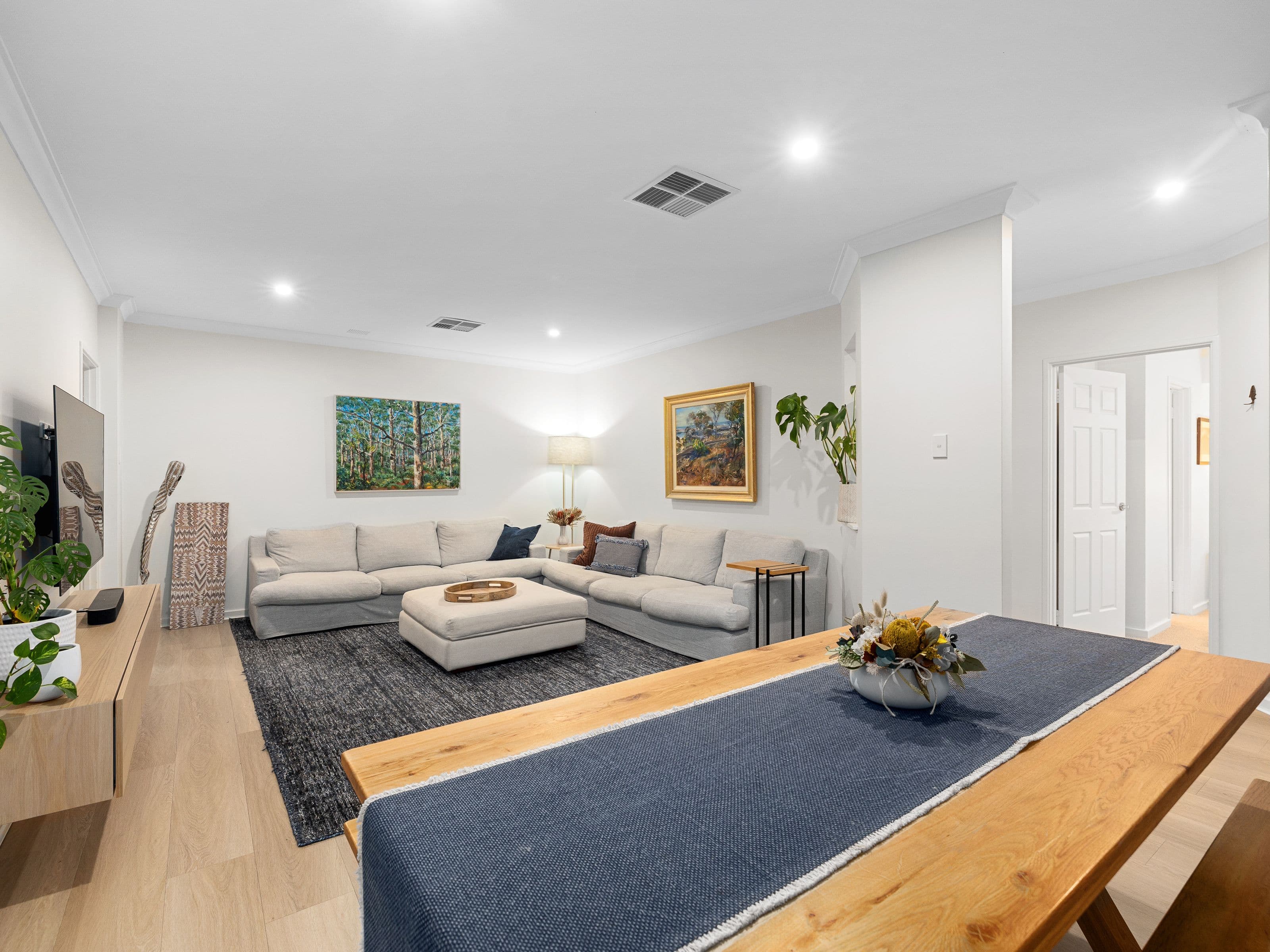 10 McCallum Crescent, Ardross WA 6153, Ardross - Thumbnail 3