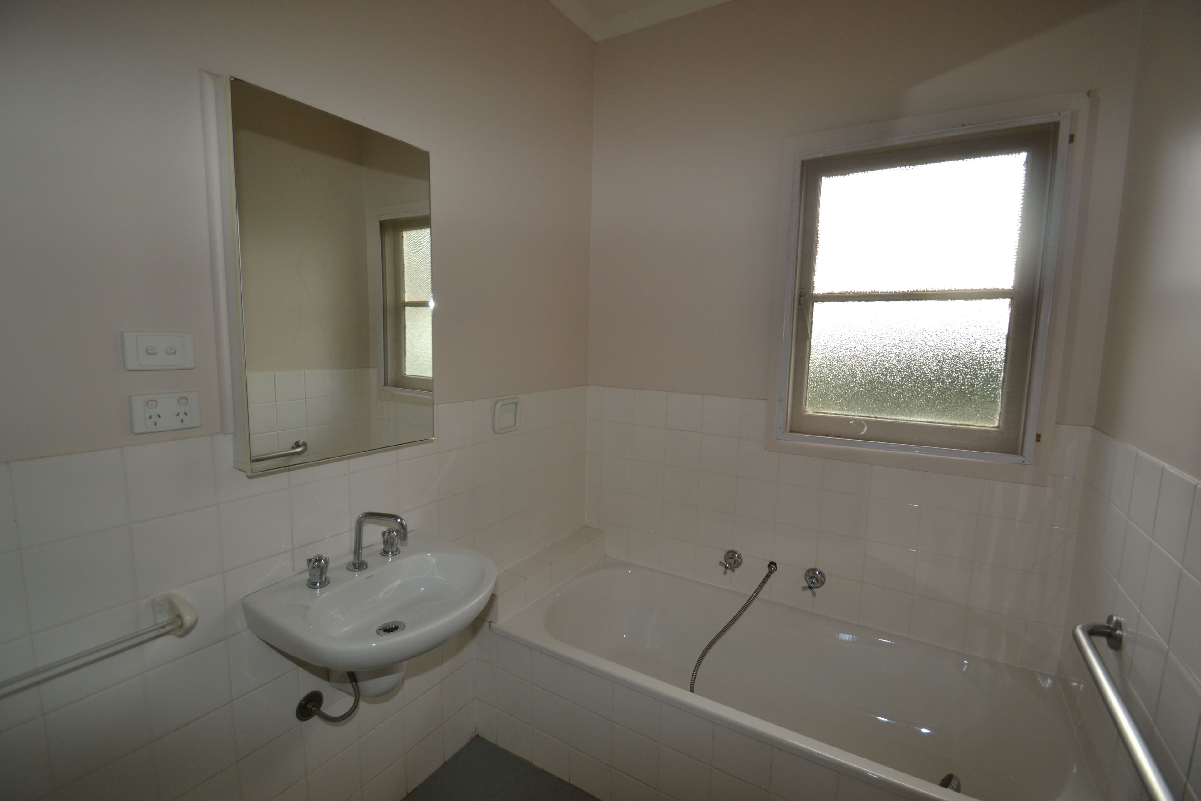 23 Tehan Street, Seymour VIC 3660, Seymour - Thumbnail 4
