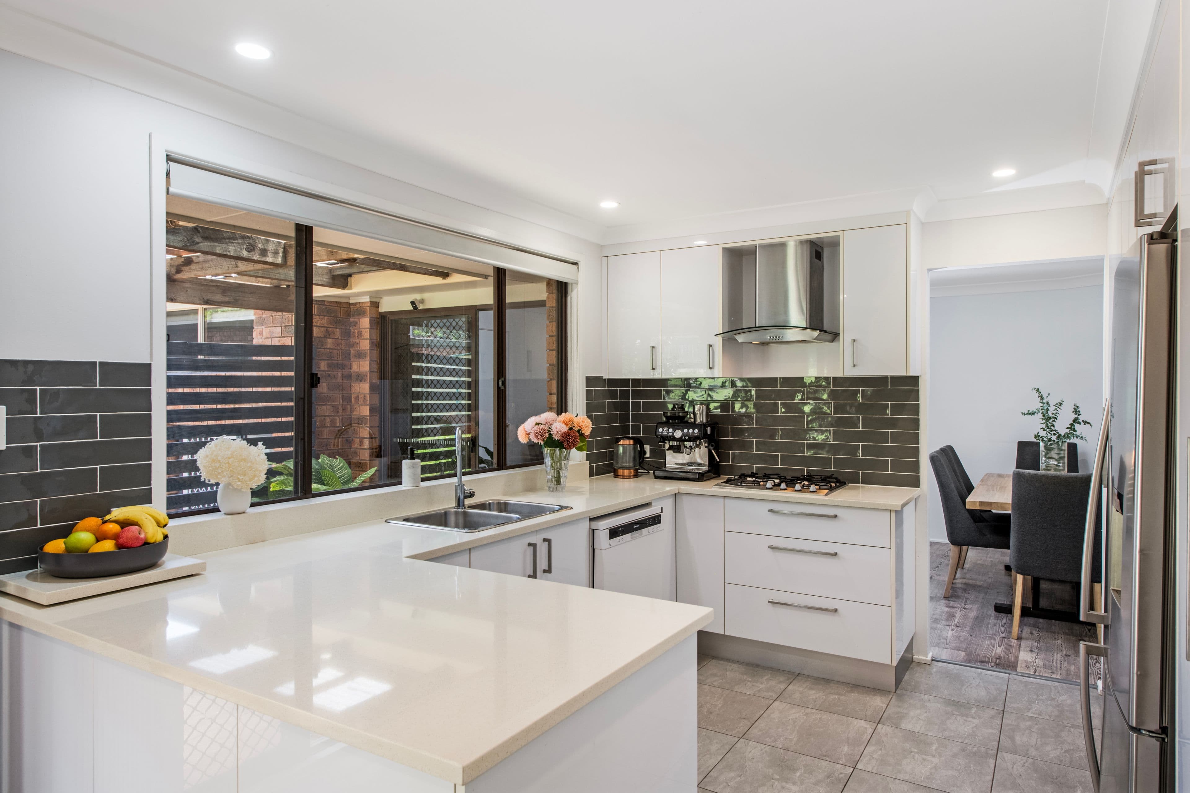 18 Haigh Close, Berkeley Vale NSW 2261, Berkeley Vale - Thumbnail 2