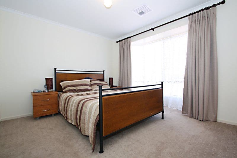 18 Alderney Avenue, CLEARVIEW SA 5085, Clearview - Thumbnail 2