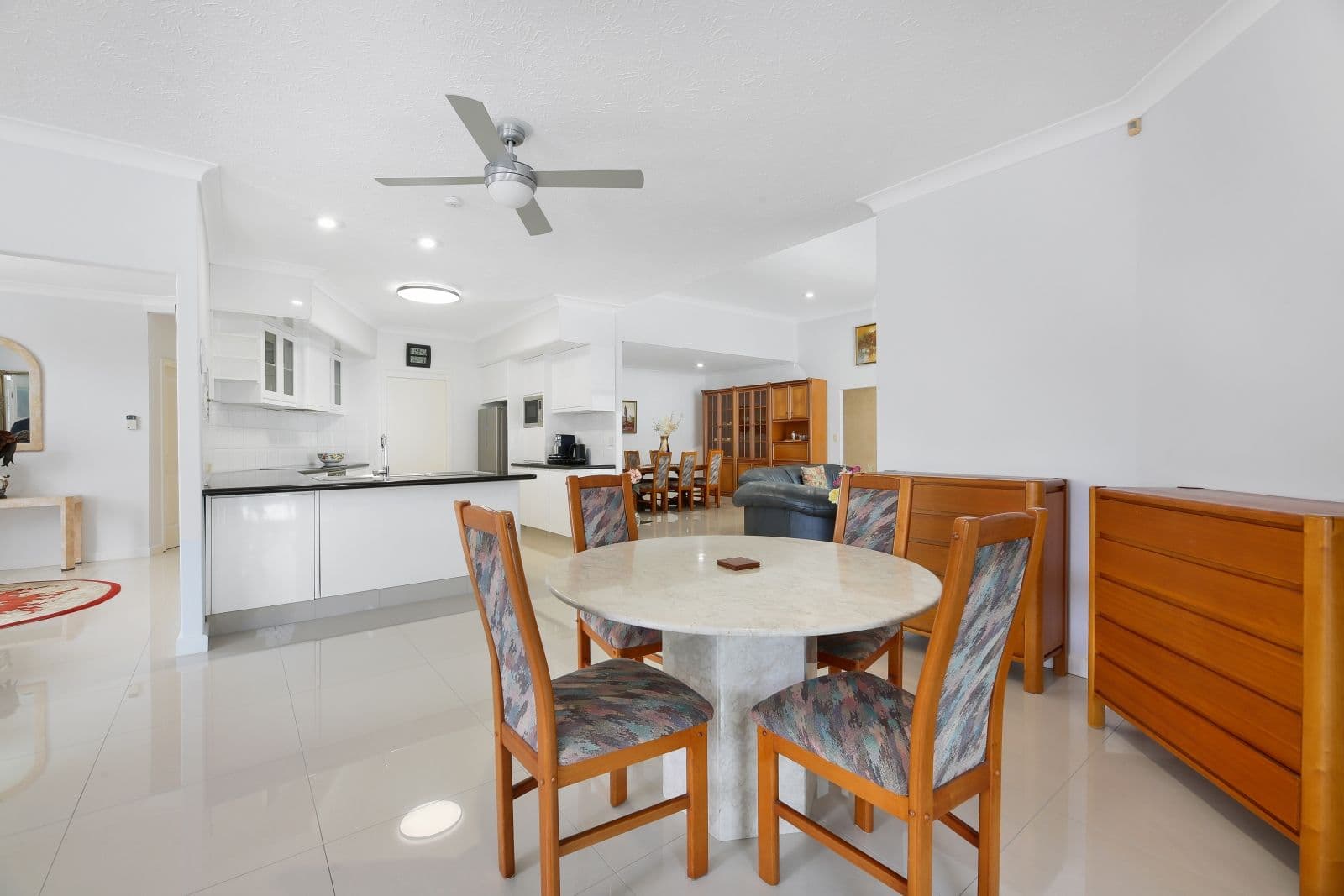 34 Kirralee Drive, Robina QLD 4226, Robina - Thumbnail 5