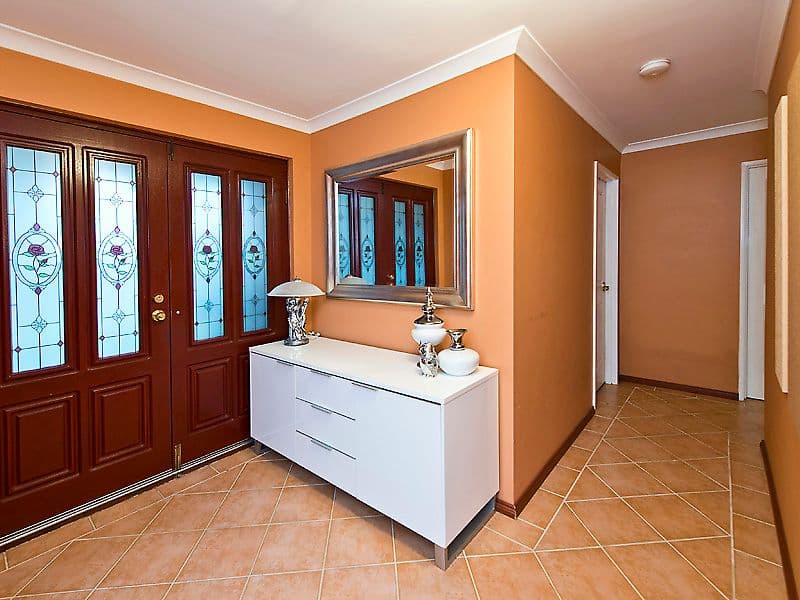 21 Fringe Lily Circle, ELLENBROOK WA 6069, Ellenbrook - Thumbnail 2
